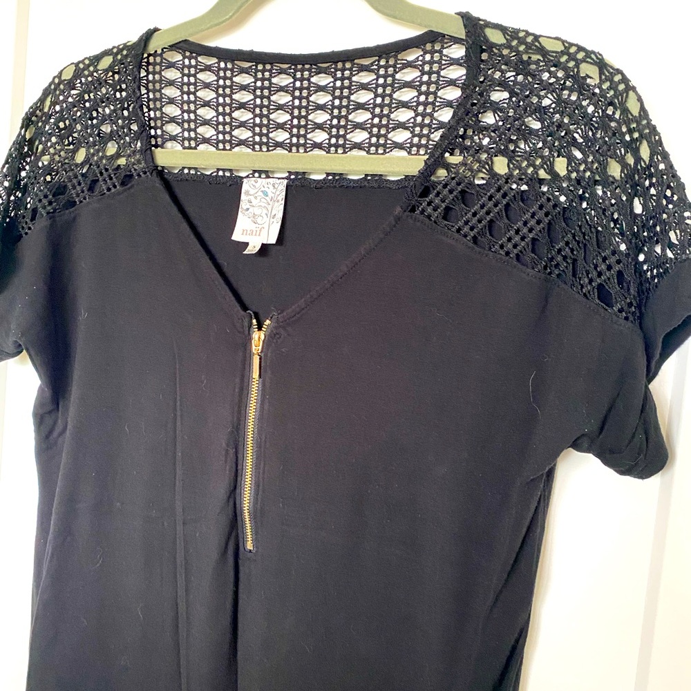 Like new! Sexy Naïf black Sz S lace shoulder & sleeves with V neck & zipper.